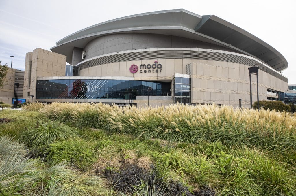 Moda Center Outside